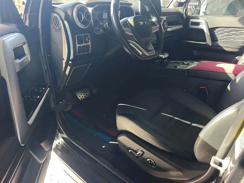 BAIC ORV Beijing Offroad BJ40 2023 2.0D Automatic 4WD Blade Hero Edition Knight Type фото 15