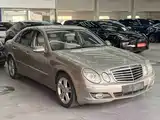 صورة 3 - Mercedes-Benz E-Class