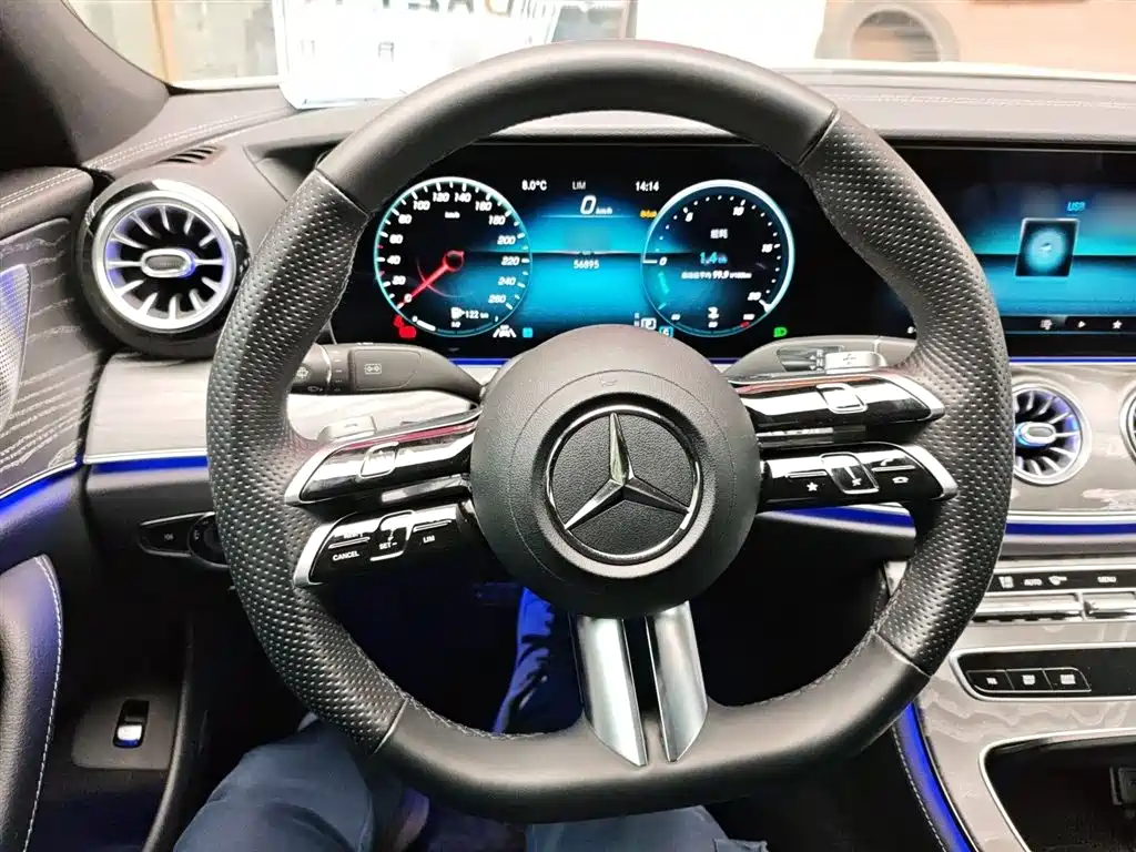 MERCEDES-BENZ CLS