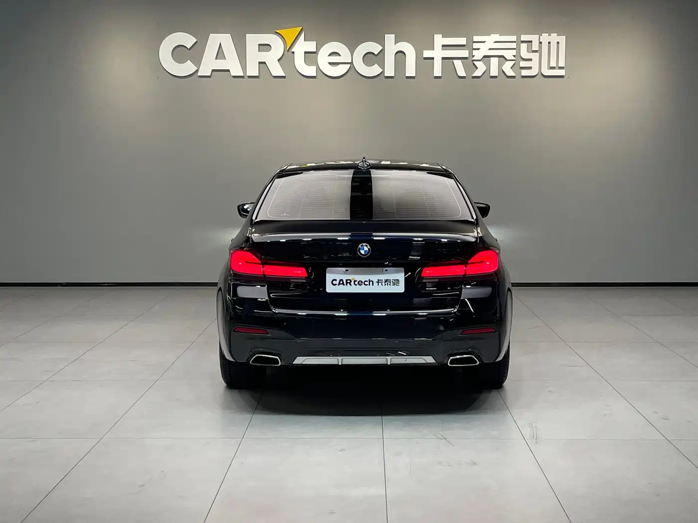 BMW 5 Series 2022 Model Second Facelift 530Li Leading M Sport Package фото 5