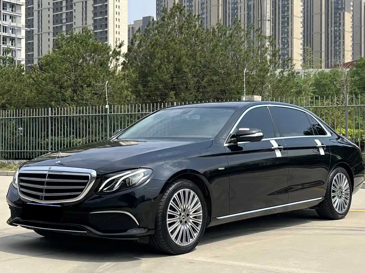 Mercedes-Benz E-Class 2019 E 300 L Sport Fashion