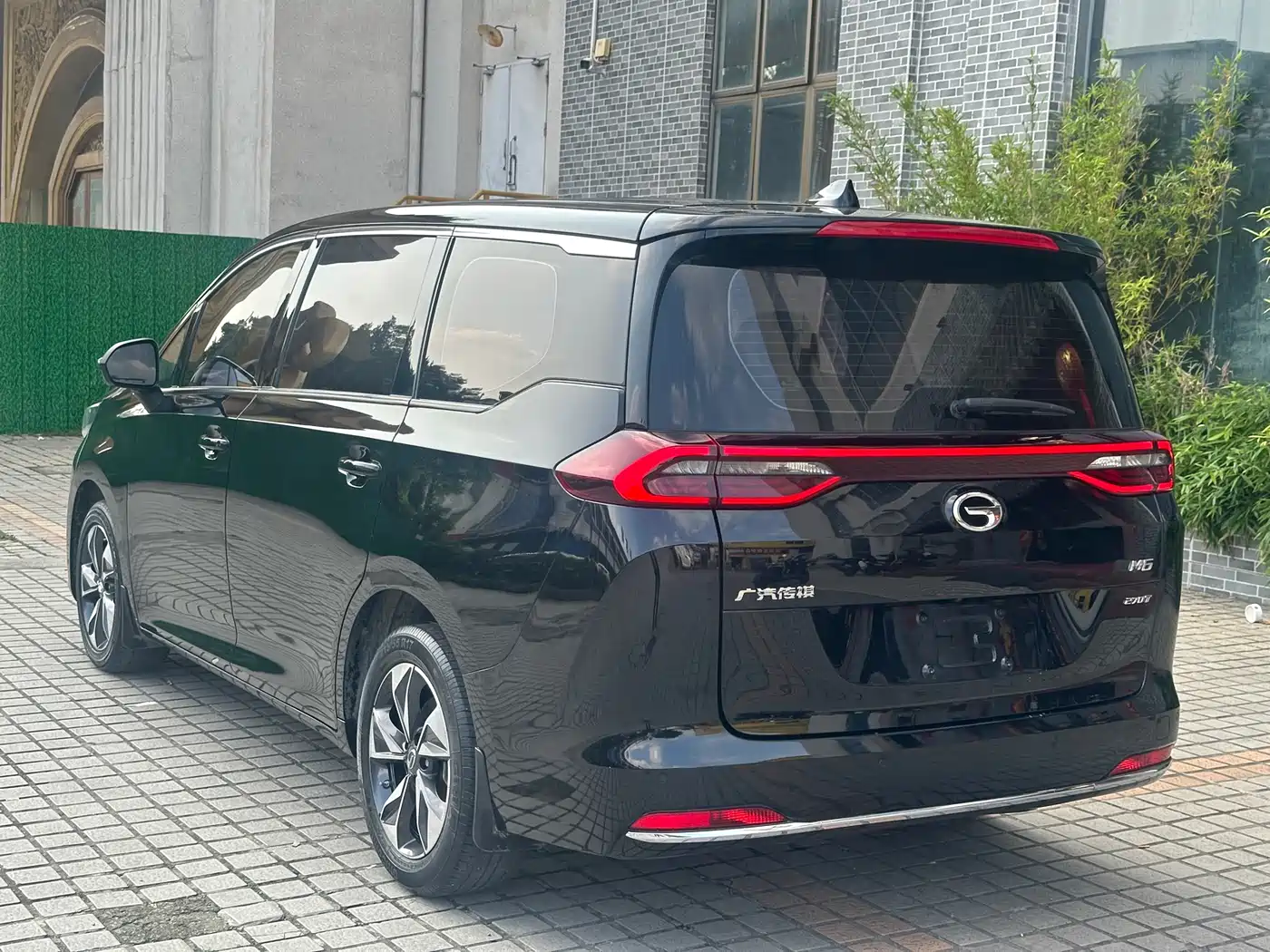 GAC Trumpchi Trumpchi M6 2021 270T DCT Premium Edition (7-seater) фото 16