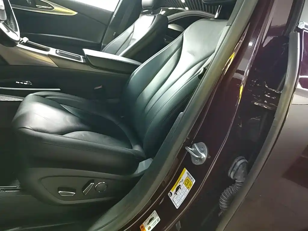 Lincoln Nautilus (Import) 2019 2019 2.0T 2WD Premium Edition China VI