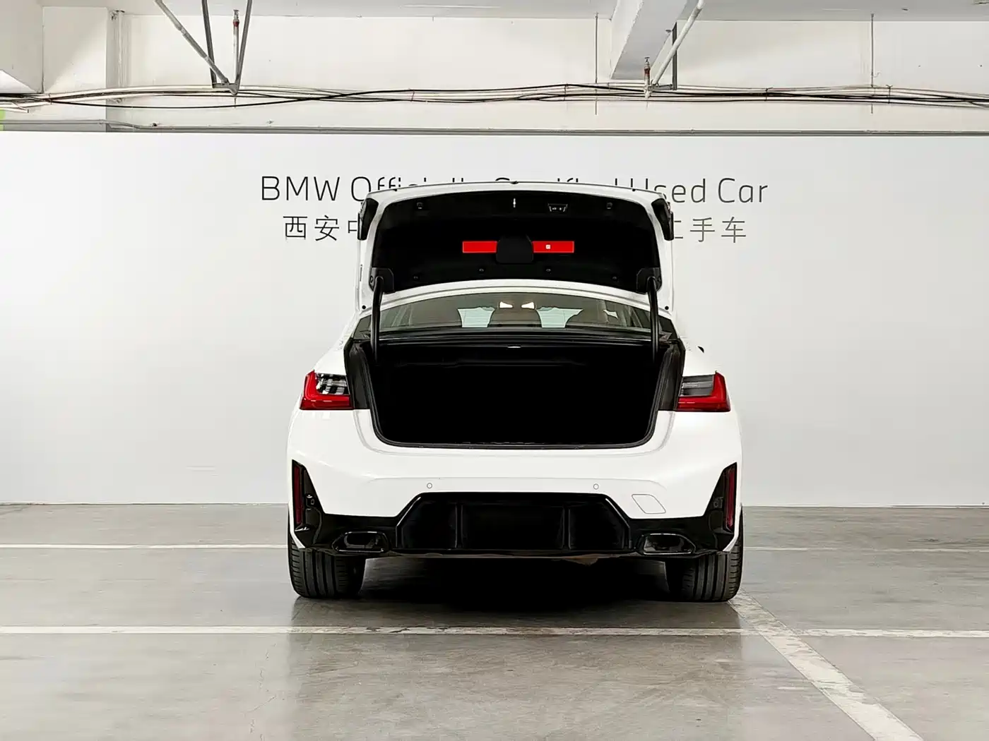 BMW 3 Series 2025 330Li M Sport Night Edition фото 23