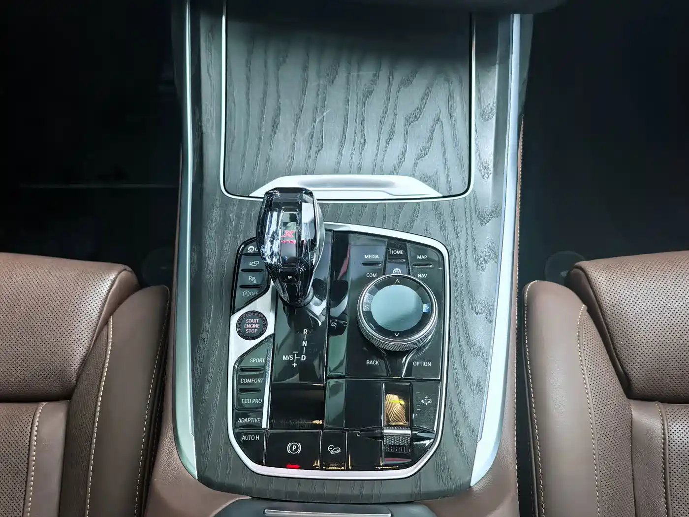Фото 10 - BMW X7
