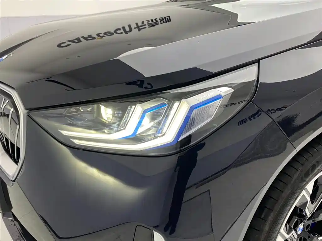 BMW X3 2025 xDrive30L Premium Model M Sport Black Package фото 9