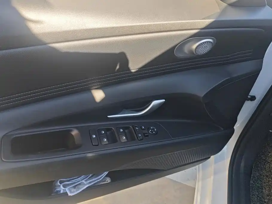 Hyundai Elantra 2025 2023 1.5L CVT GLX Elite Edition