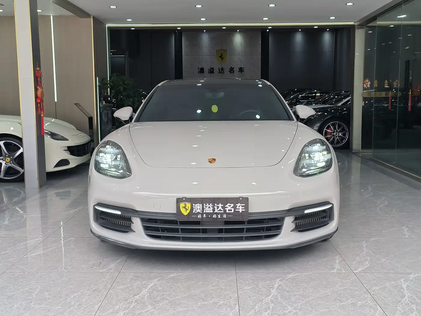 Porsche Panamera 2019 Panamera 2.9T фото 5