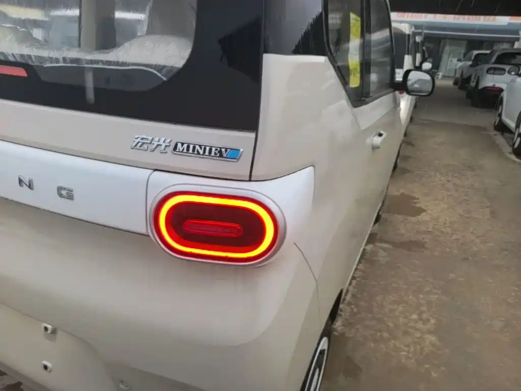 Wuling Motors Hongguang MINIEV 2026 2024 3rd Generation 215km Youth Edition