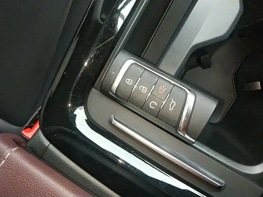 GAC Trumpchi Trumpchi M6 2023 PRO 270T DCT Luxury Edition фото 9
