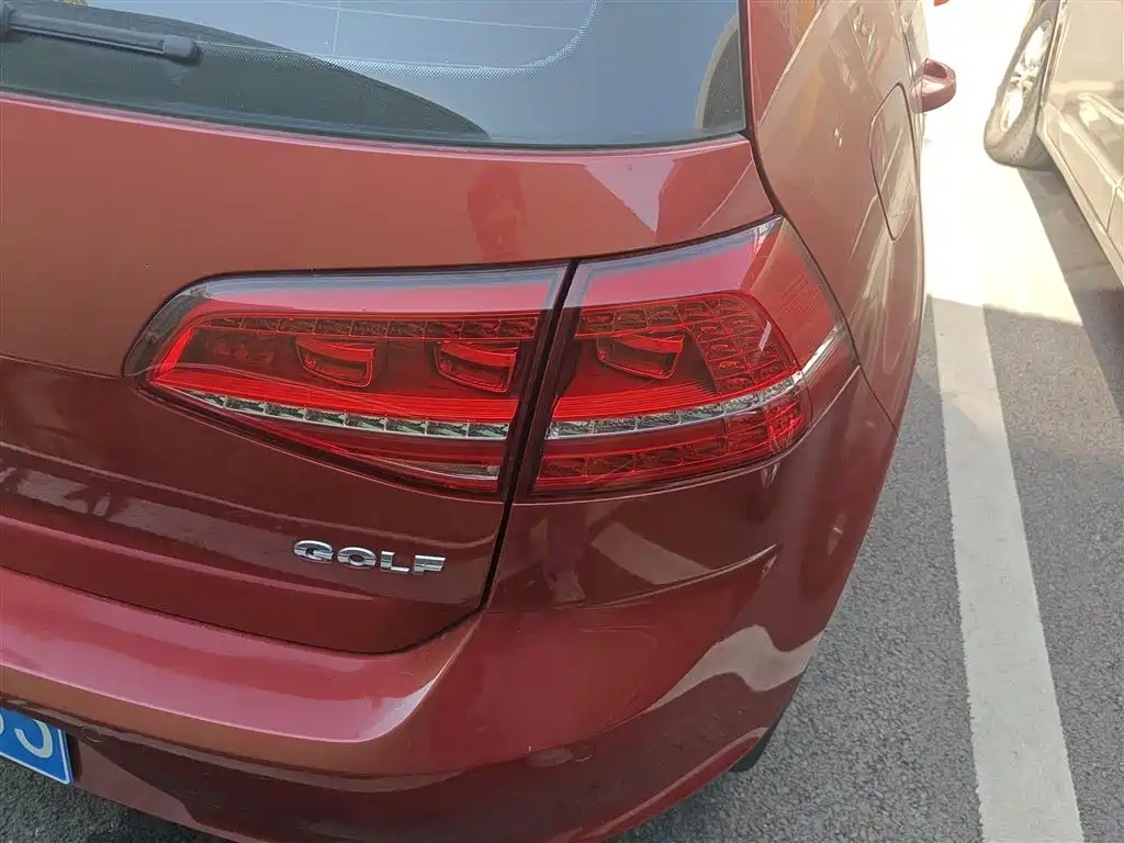 Volkswagen Golf 2016 1.6L Automatic Comfort фото 23