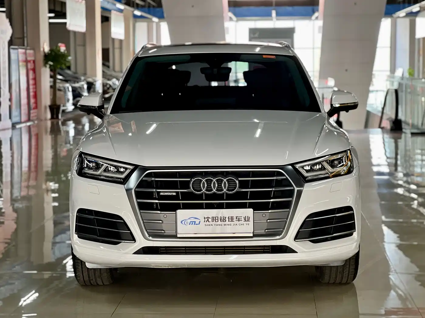 Audi Q5L 2018 40 TFSI Prestige Fashion (China V) фото 2