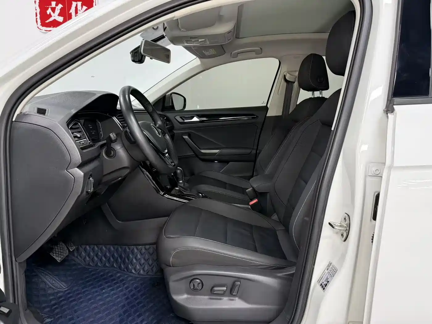 Volkswagen T-ROC 2022 280TSI DSG 2WD Comfort PLUS фото 11