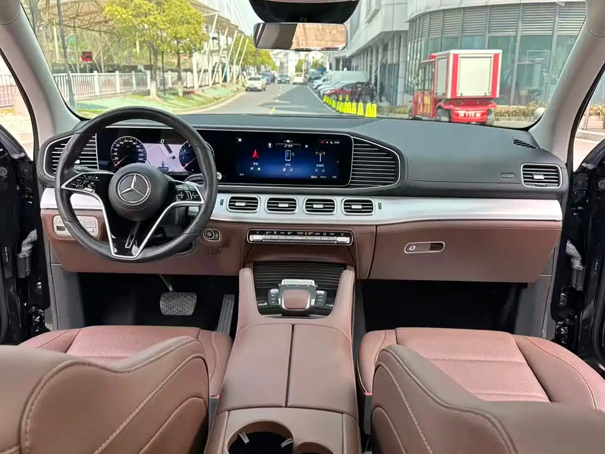 Mercedes-Benz GLE 2024 GLE 450 4MATIC Sport фото 13