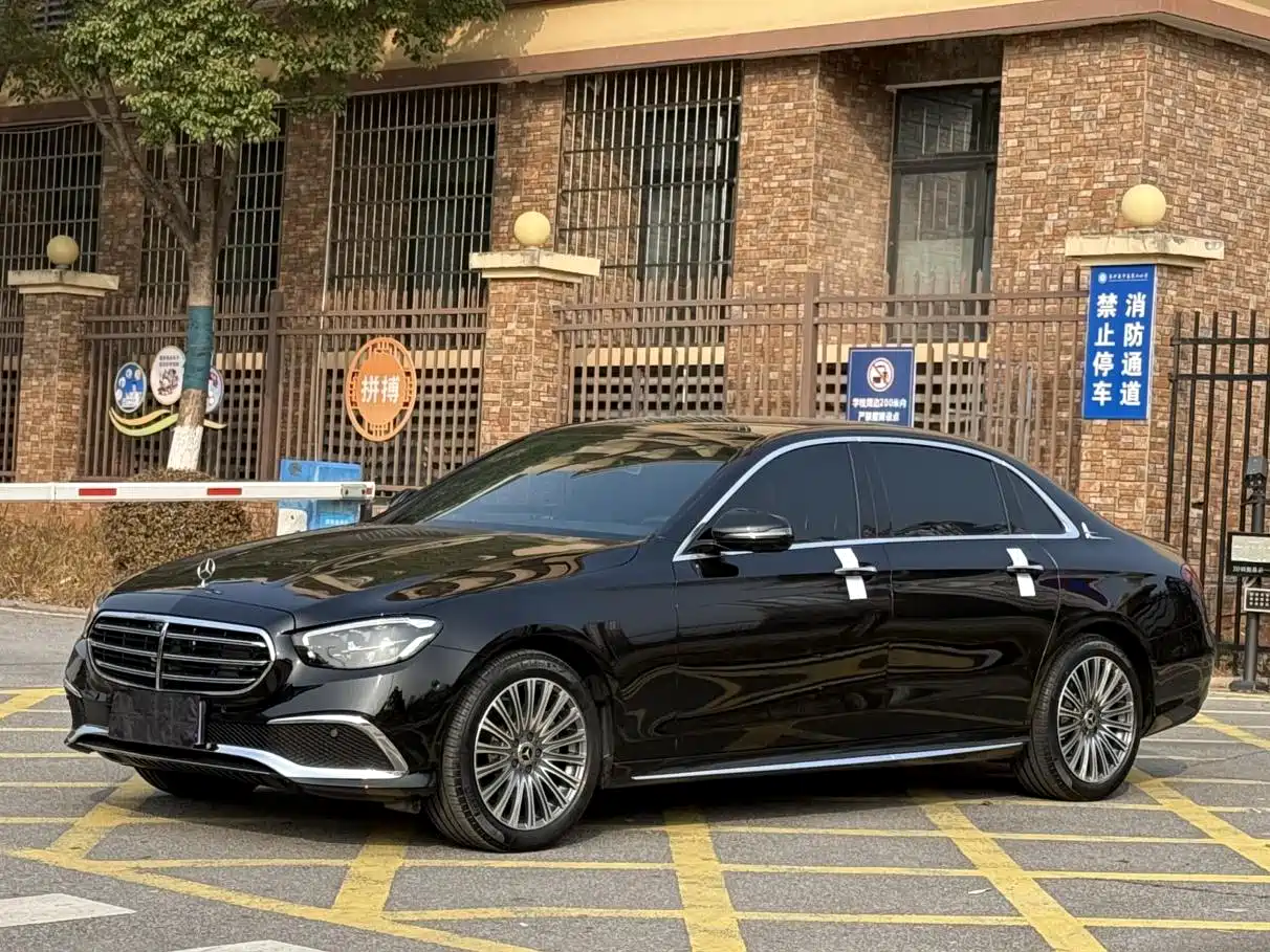  E CLASS