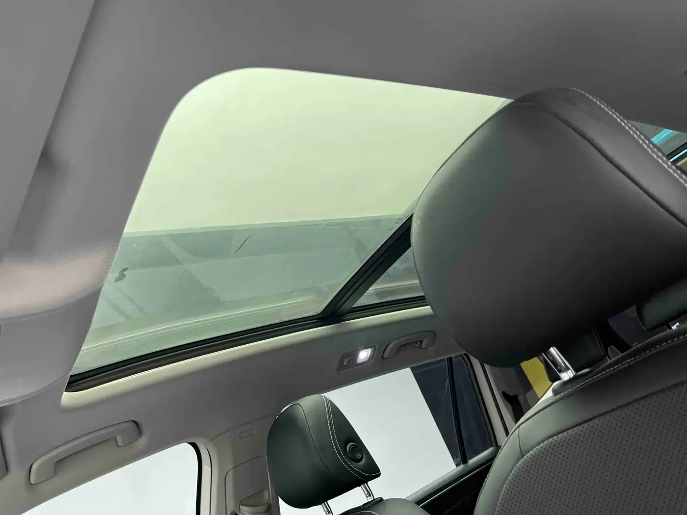 Volkswagen Tiguan L 2022 330TSI Automatic 2WD Smart Edition фото 13