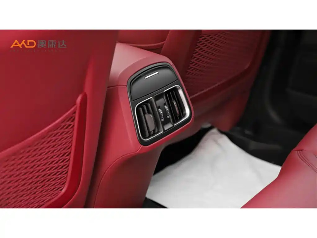 Maserati Levante 2022 2.0T GT Edge Edition фото 9