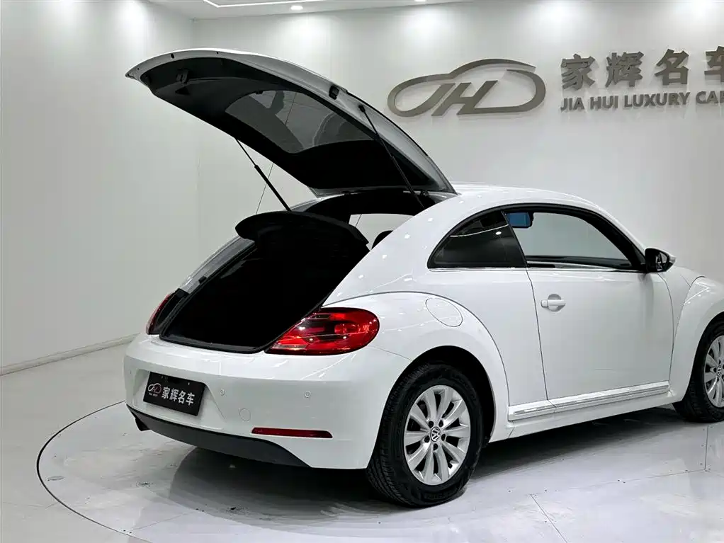 Volkswagen Beetle 2015 180TSI фото 8