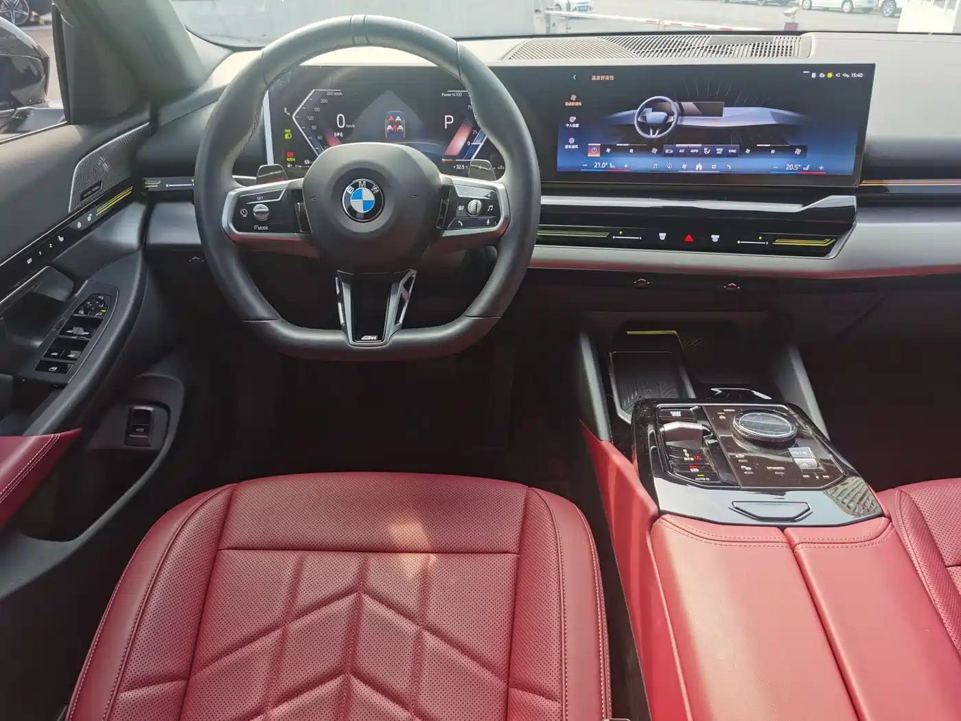 BMW 5 Series 2024 525Li M Sport Package фото 17