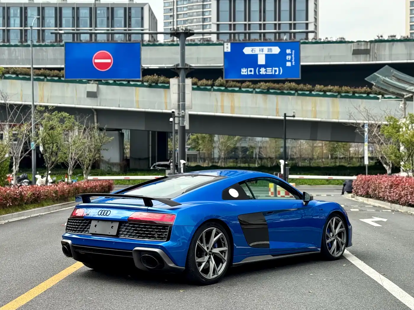 Audi R8 2022 V10 Coupe Performance фото 9