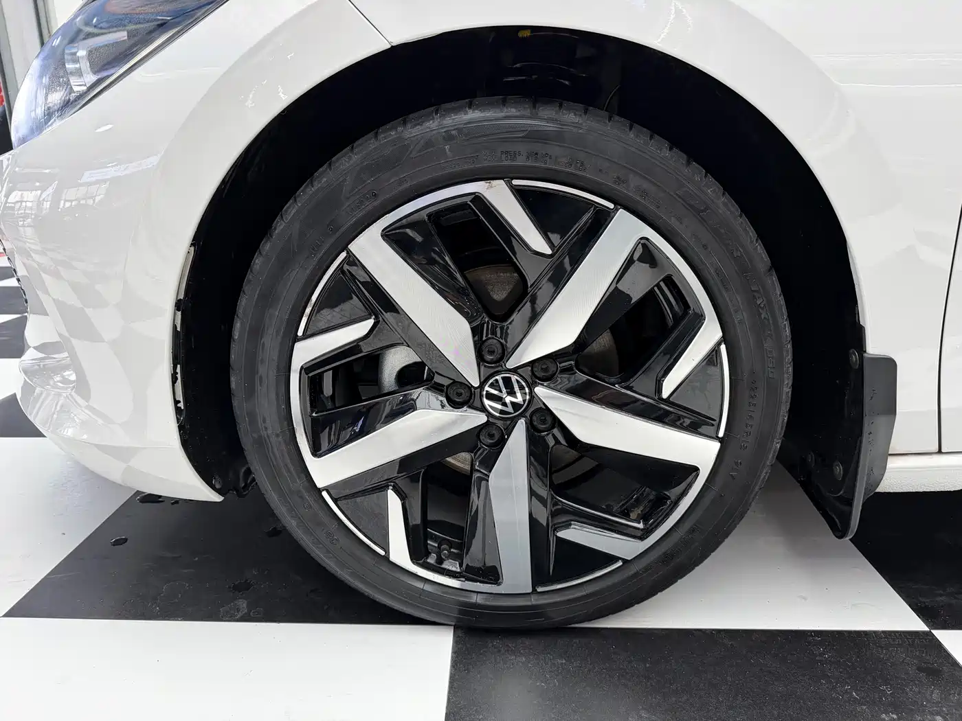 Volkswagen Lamando 2022 Lamando L 280TSI DSG Cool Edition фото 4