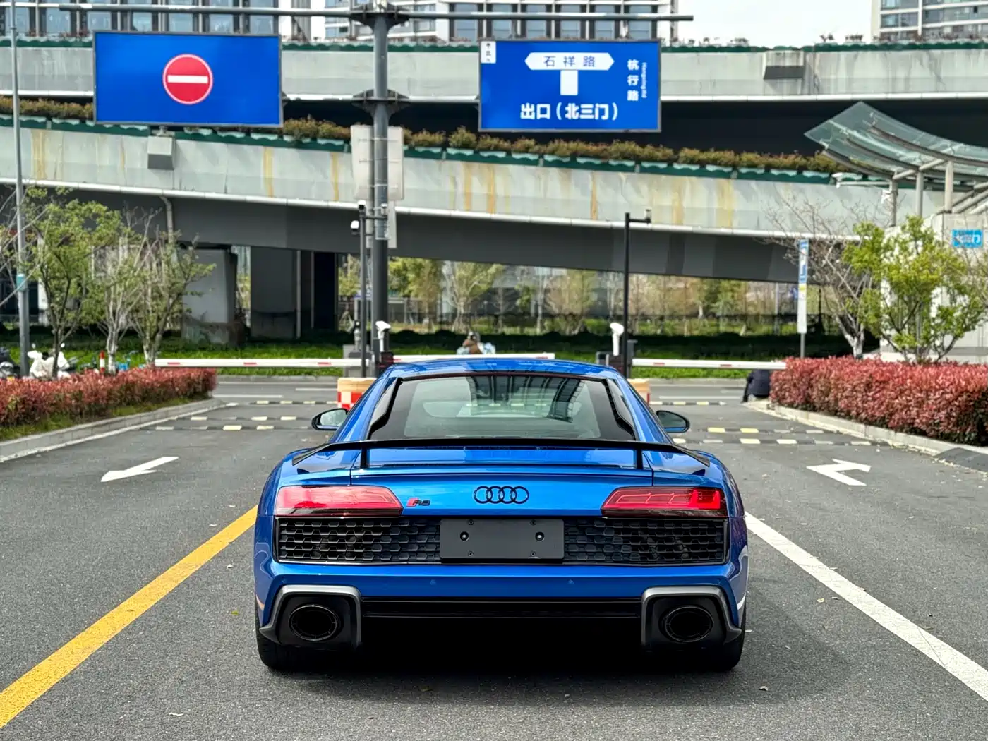 Audi R8 2022 V10 Coupe Performance фото 8