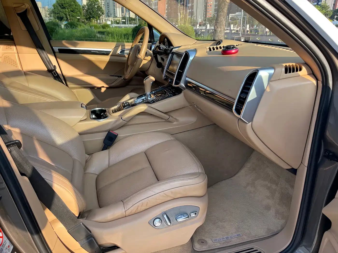Porsche Cayenne 2011 Cayenne 3.0T фото 18
