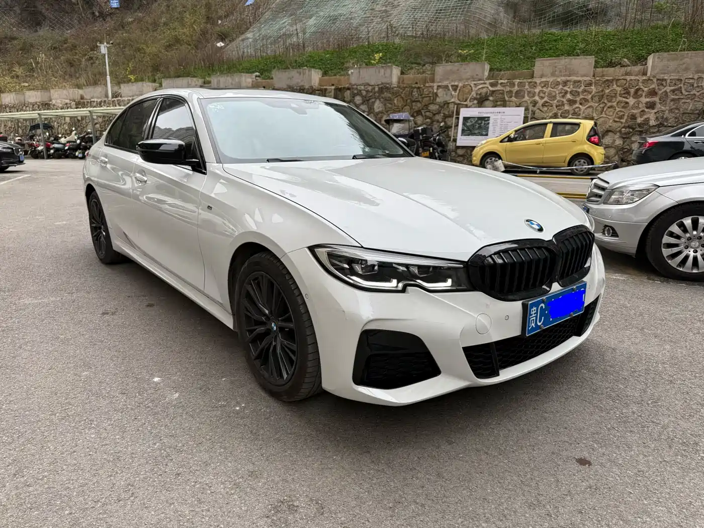 BMW 3 Series 2021 325Li M Sport Night Edition фото 3
