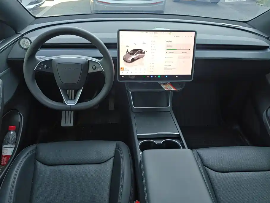Tesla Model Y 2026 2026 Rear-Wheel Drive