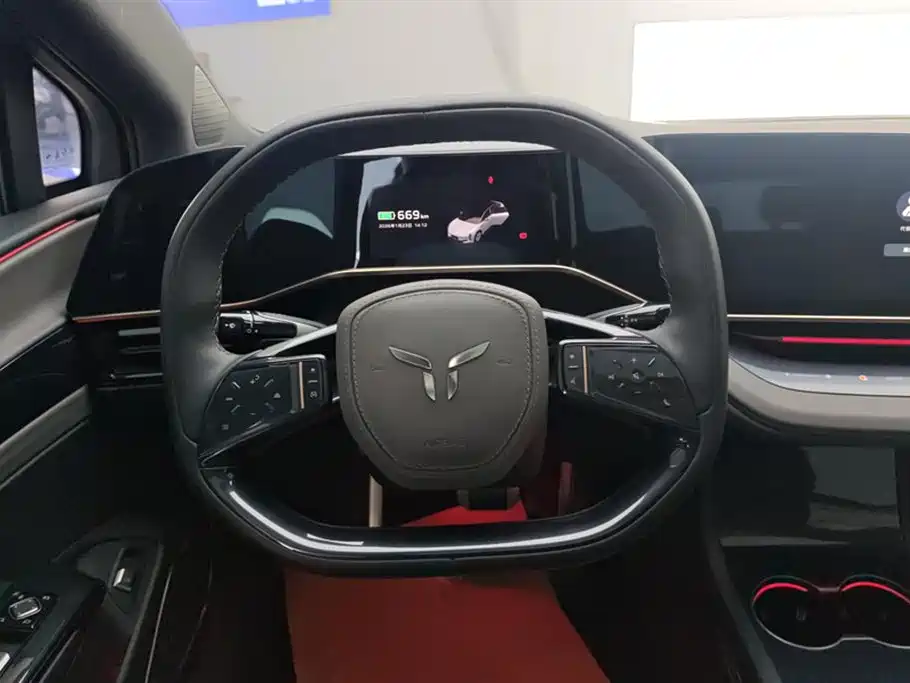 Hongqi EH7 2024 Model 760 Pro+ AWD фото 14