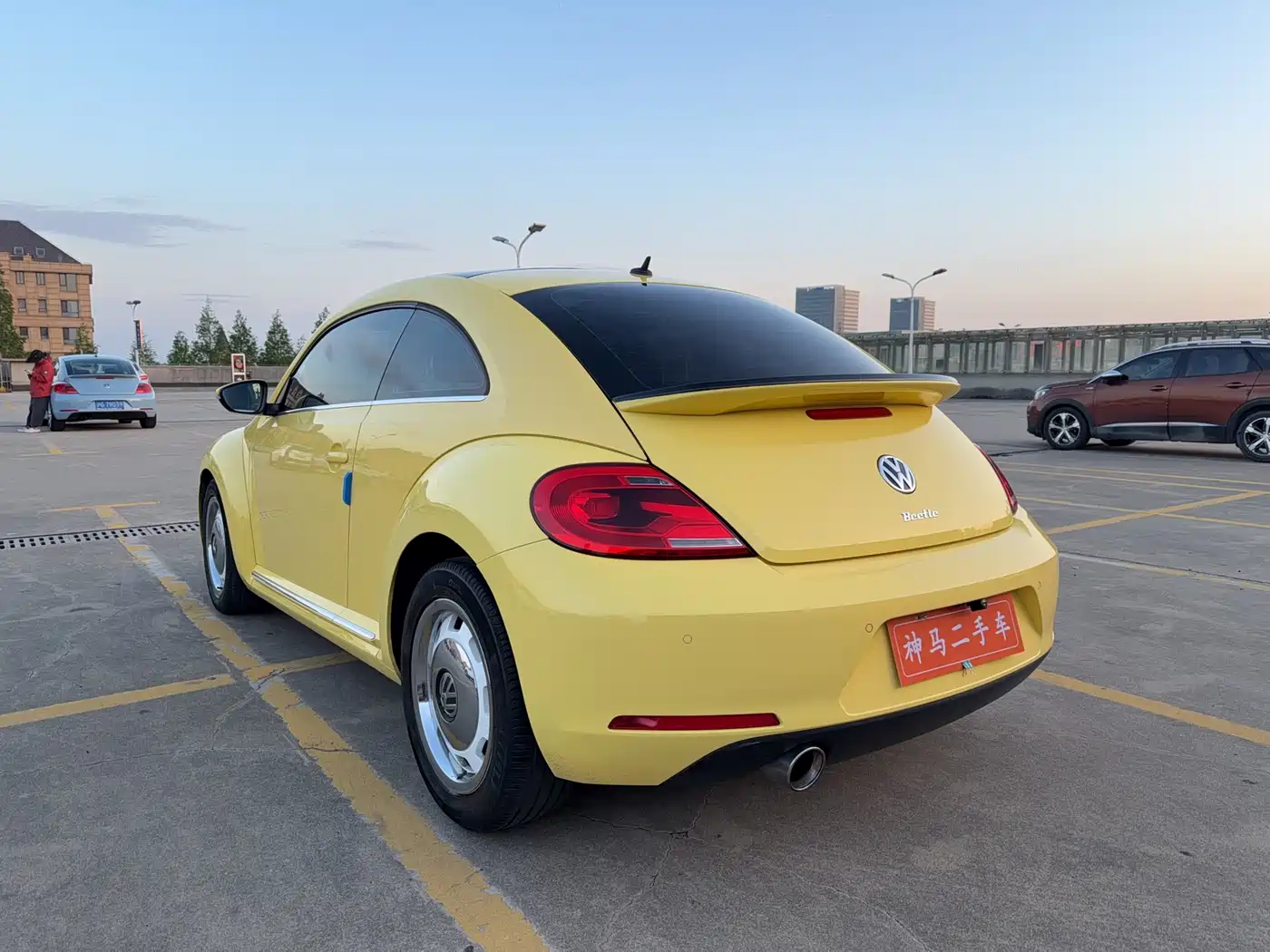 Volkswagen Beetle 2015 180TSI фото 4