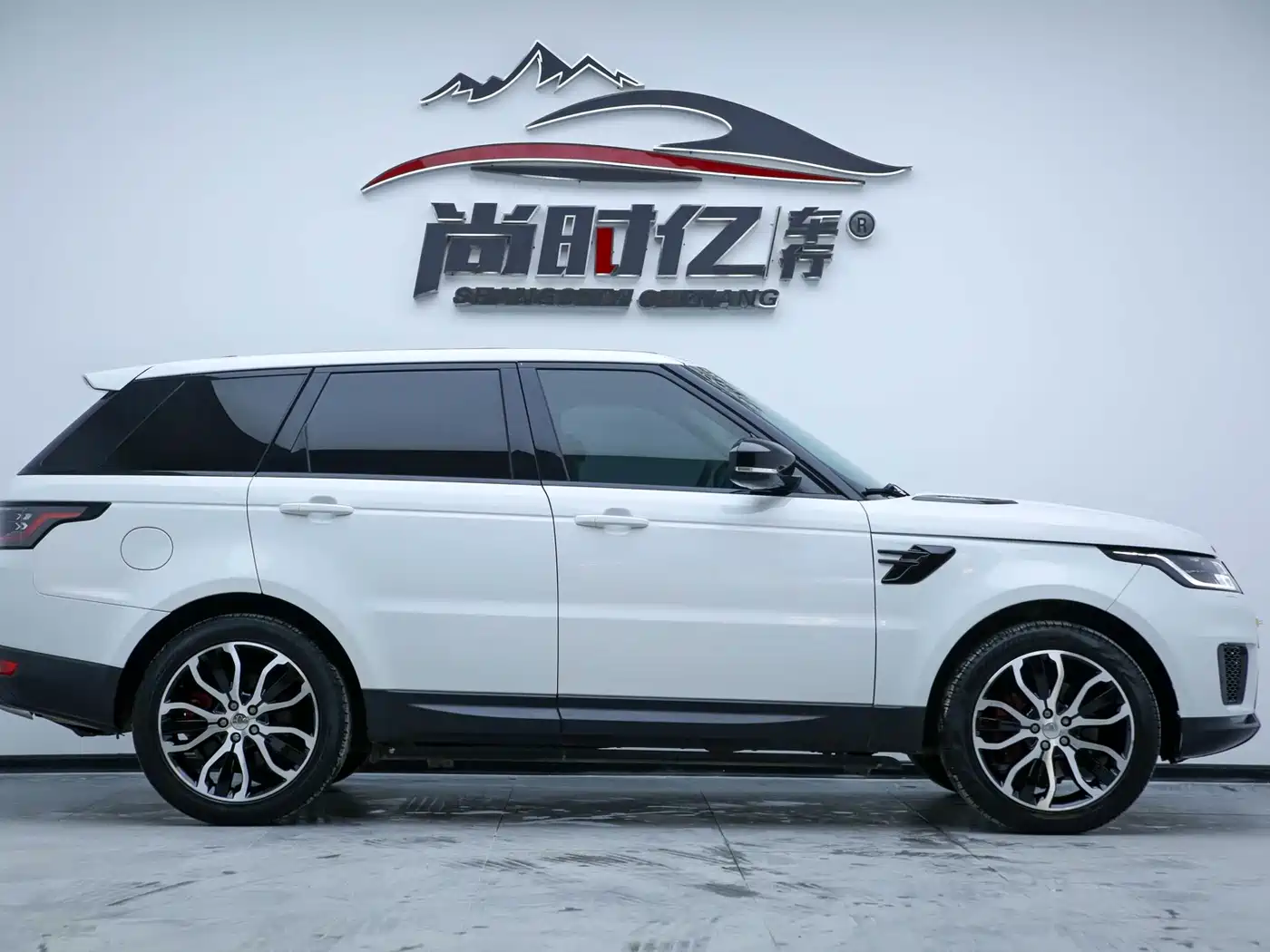 Land Rover Range Rover Sport 2014 3.0 SC V6 HSE DYNAMIC фото 5