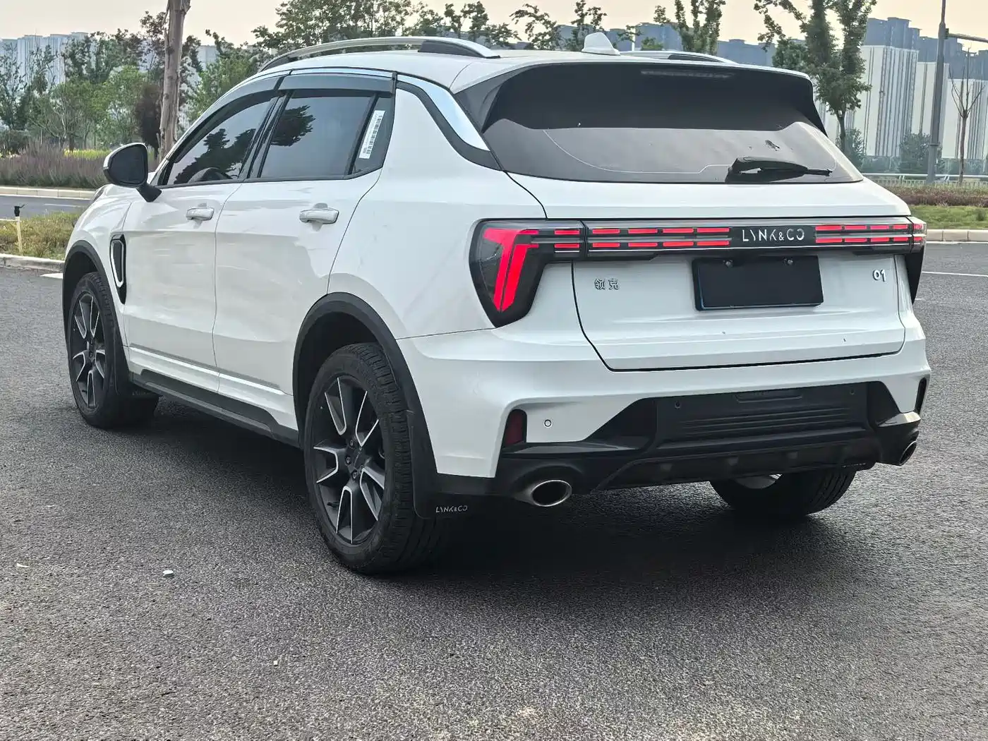 Lynk & Co 01 2023 2.0TD 2WD Pro фото 9