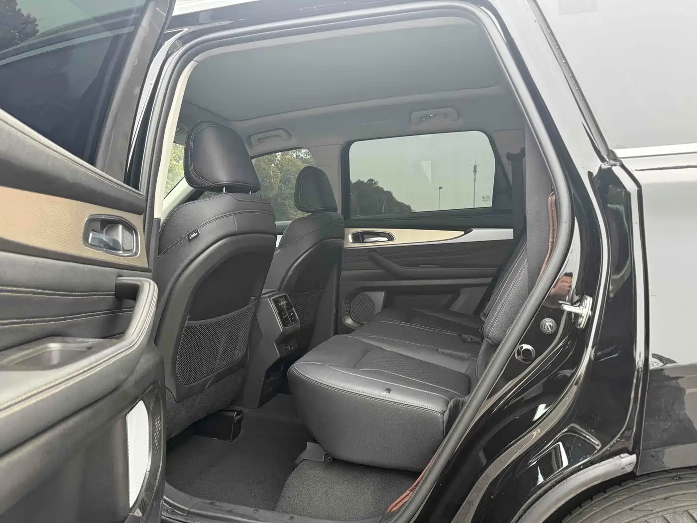 Exeed Landmark 2024 2024 Explore Edition 400T 4WD Starlight 7-seater