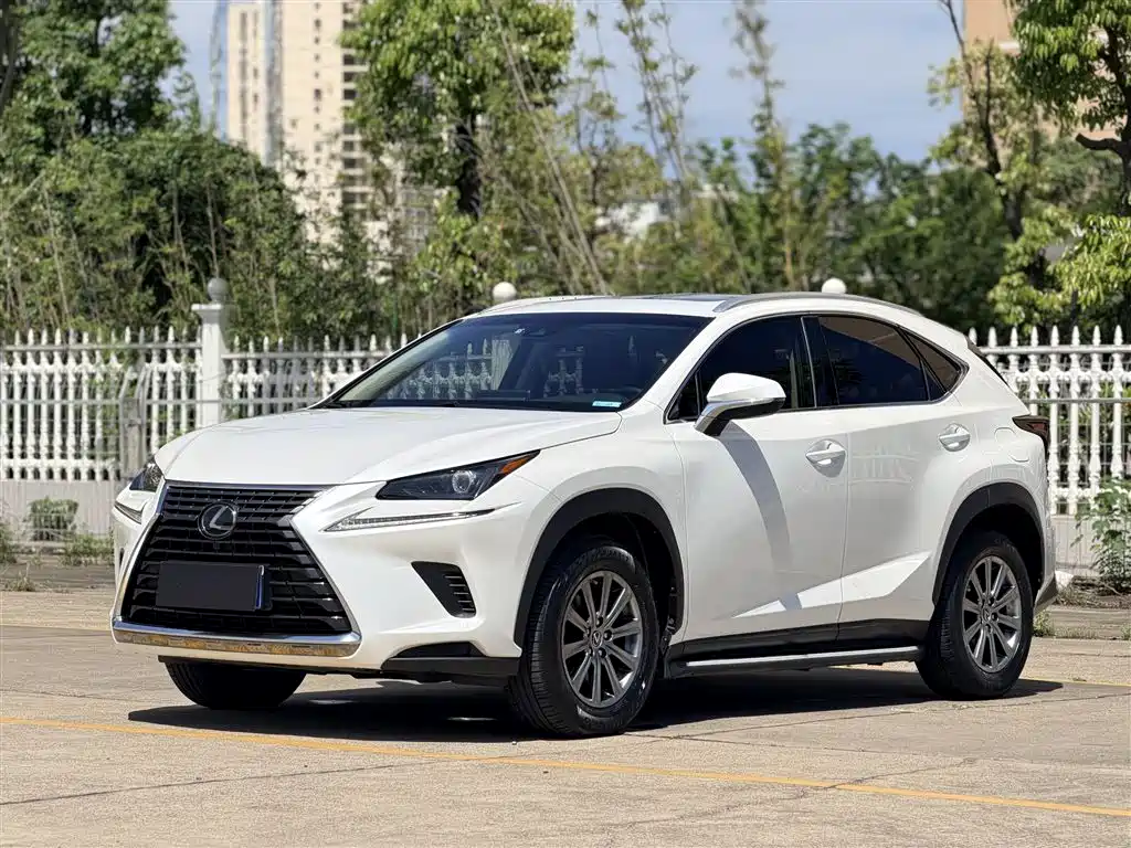 Lexus NX 2017 200 AWD Sharp Style Edition
