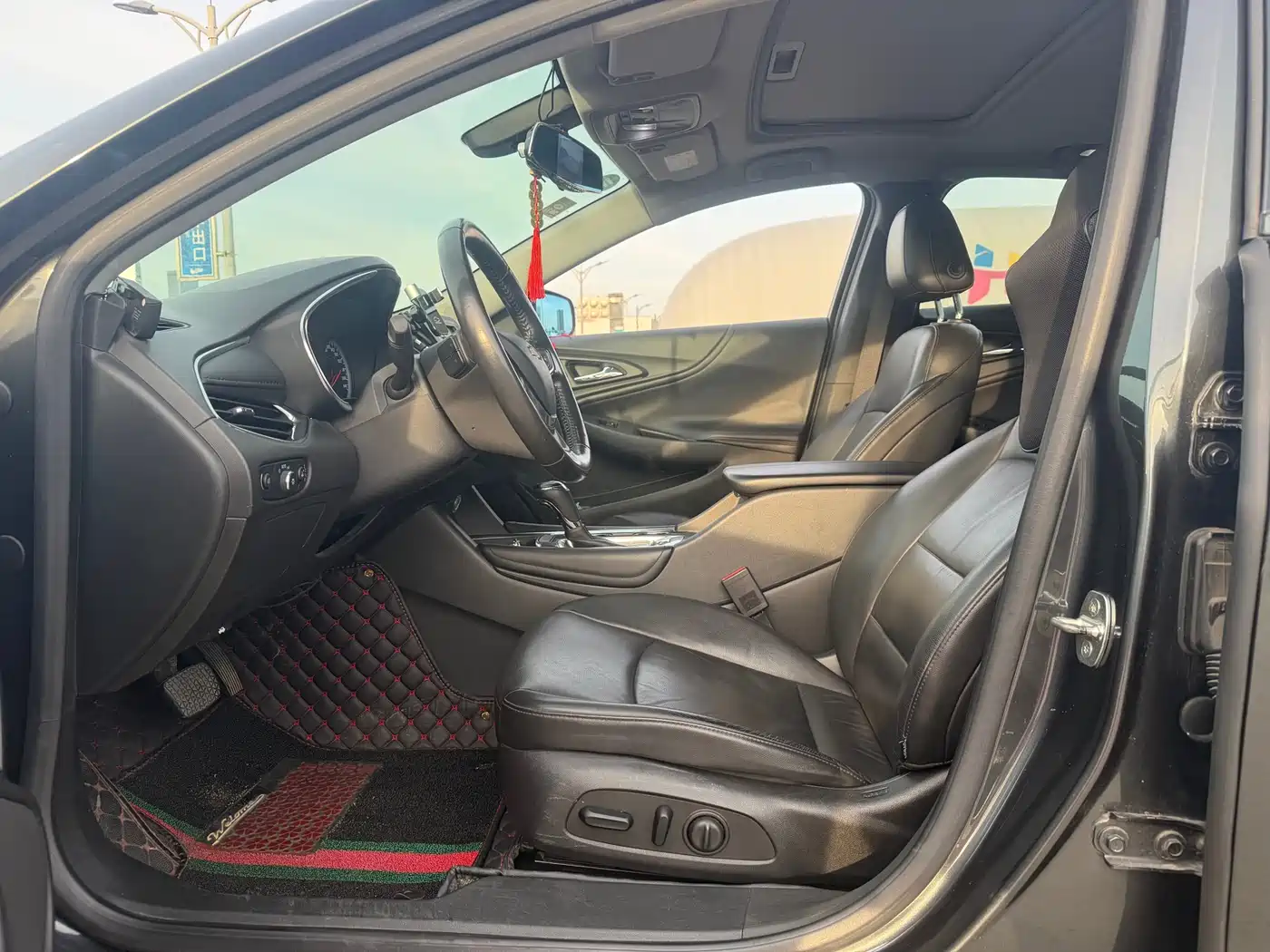 Chevrolet Malibu XL 2017 1.5T Auto Sport Edition фото 10
