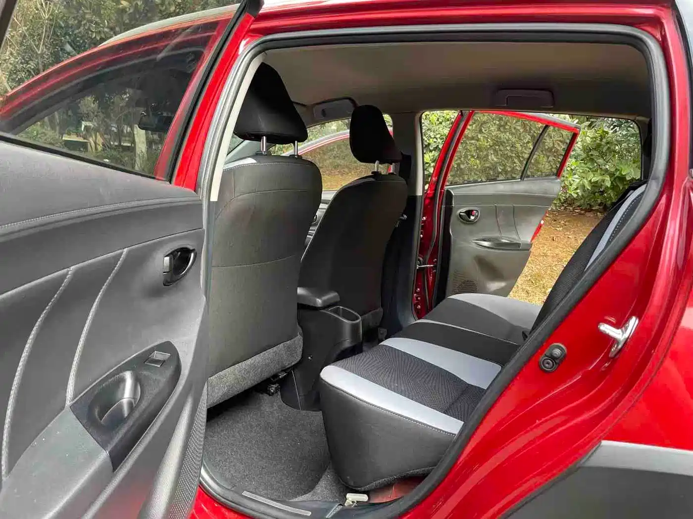 Toyota YARiS L Zhi Xuan 2020 Zhi Xuan X 1.5L CVT Leading фото 7