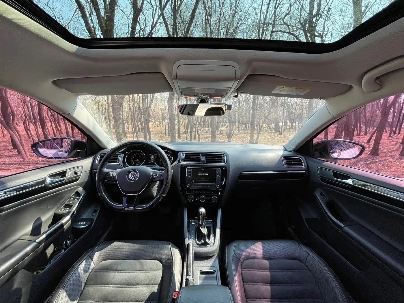 Volkswagen Sagitar 2017 1.6L Automatic Comfort фото 19