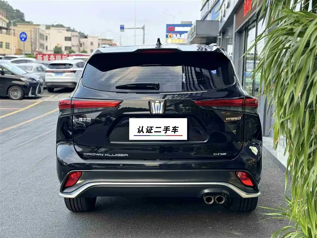 Toyota Crown Kluger 2022 2.5L HEV 4WD Luxury Edition фото 3