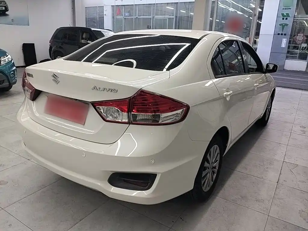 Suzuki Alivio 2017 2015 1.6L Automatic Comfort
