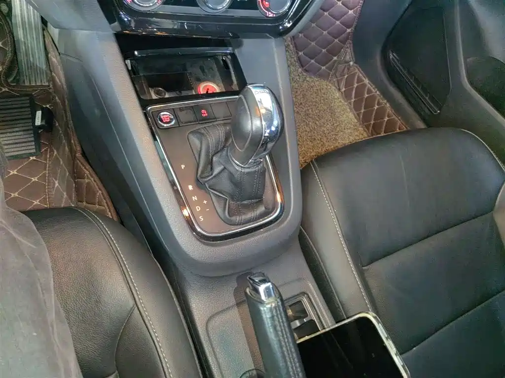 Volkswagen Sagitar 2018 280TSI DSG Comfort фото 14