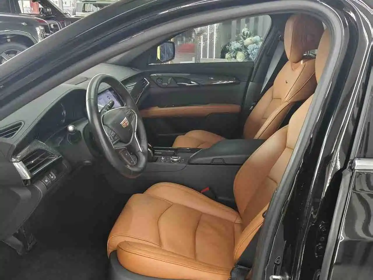Фото 7 - Cadillac CT6