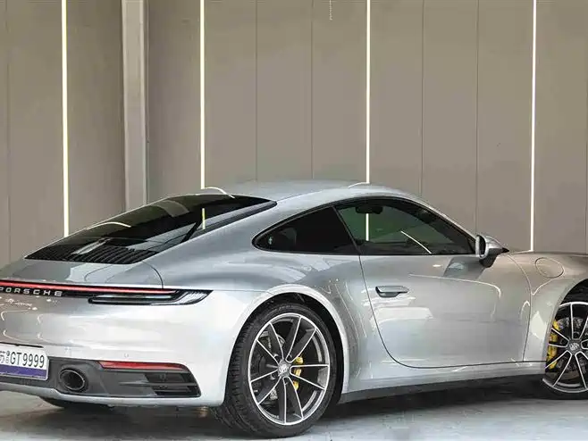 Porsche 911 2023 Carrera 3.0T фото 9