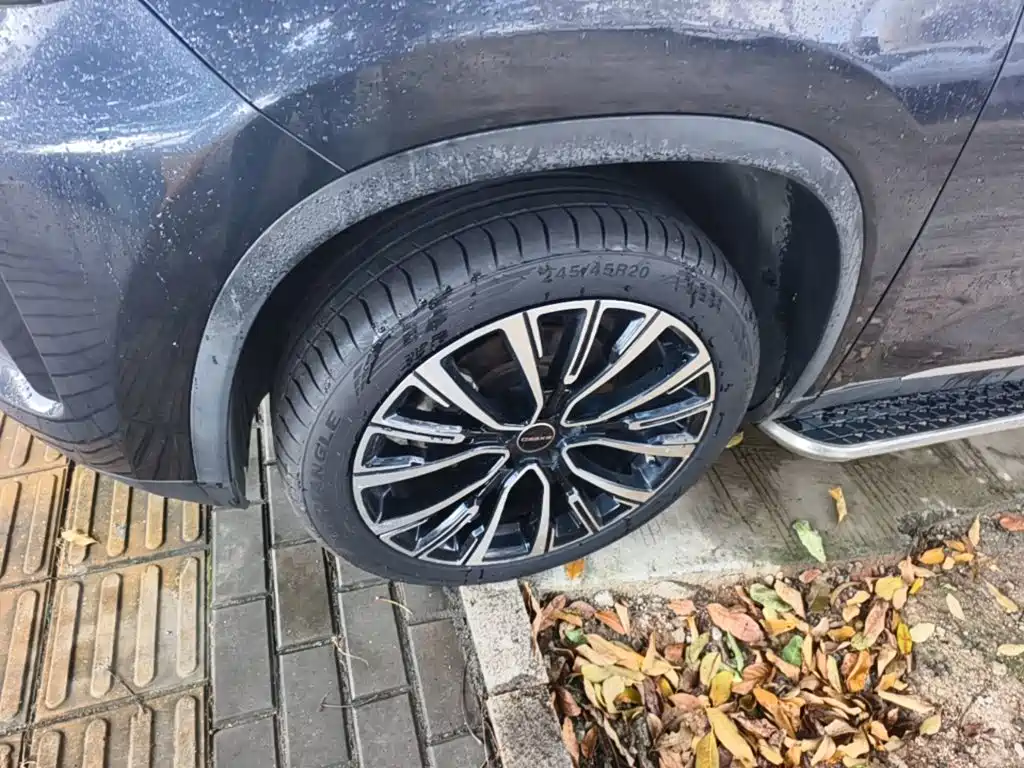 Exeed Lingyun 2022 2023 400T 2WD Starwise Pro Edition