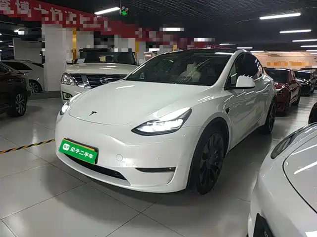 Tesla Model Y 2022