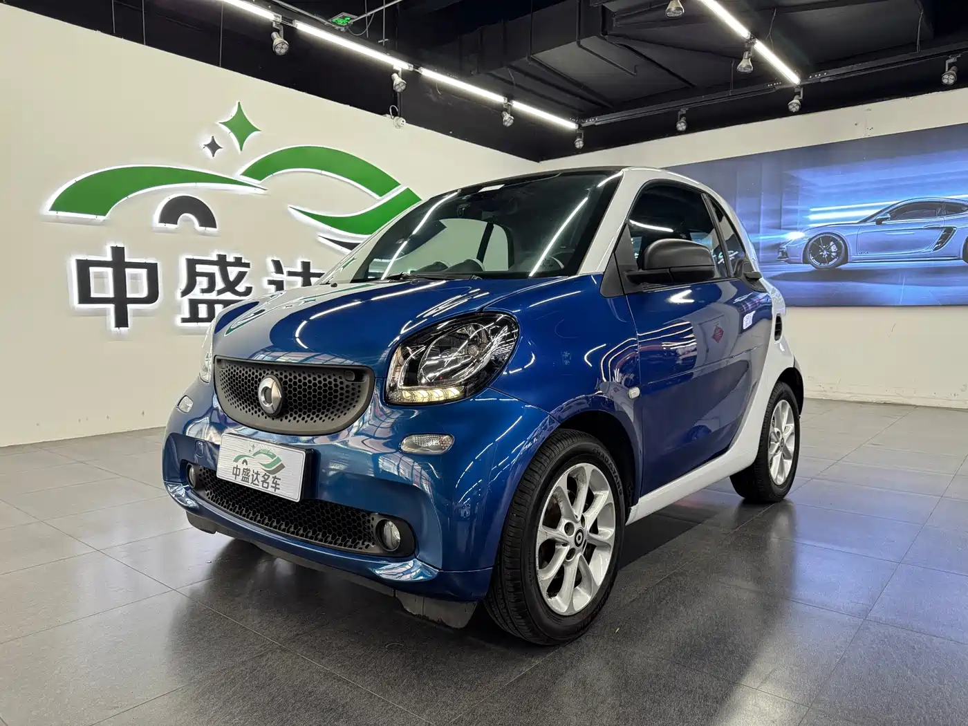 smart fortwo 2019 2018 1.0L 52kW Hardtop Agile Edition China V