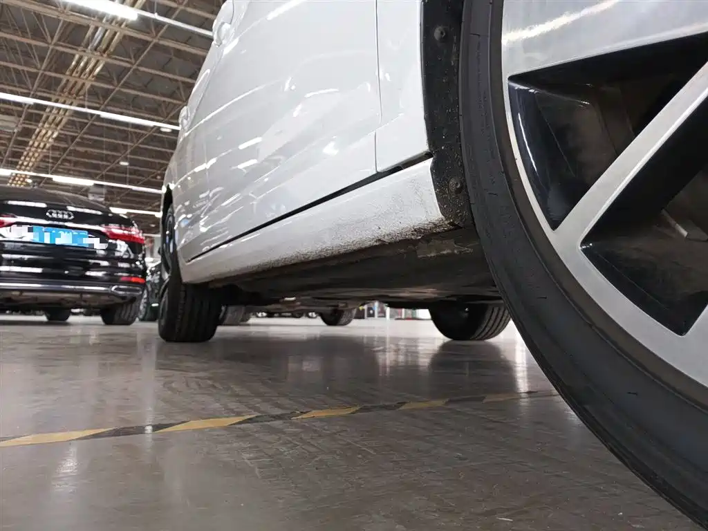 Volkswagen Sagitar 2023 300TSI DSG Surpassing Edition фото 5