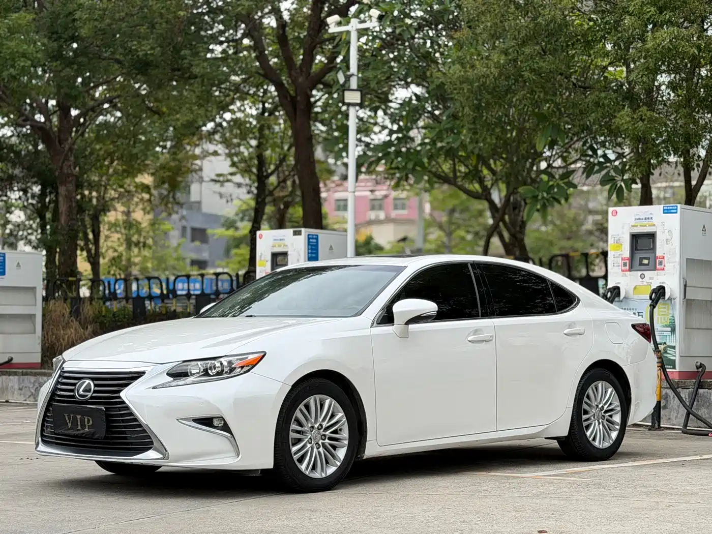 Lexus ES 2015 200 Elite Edition
