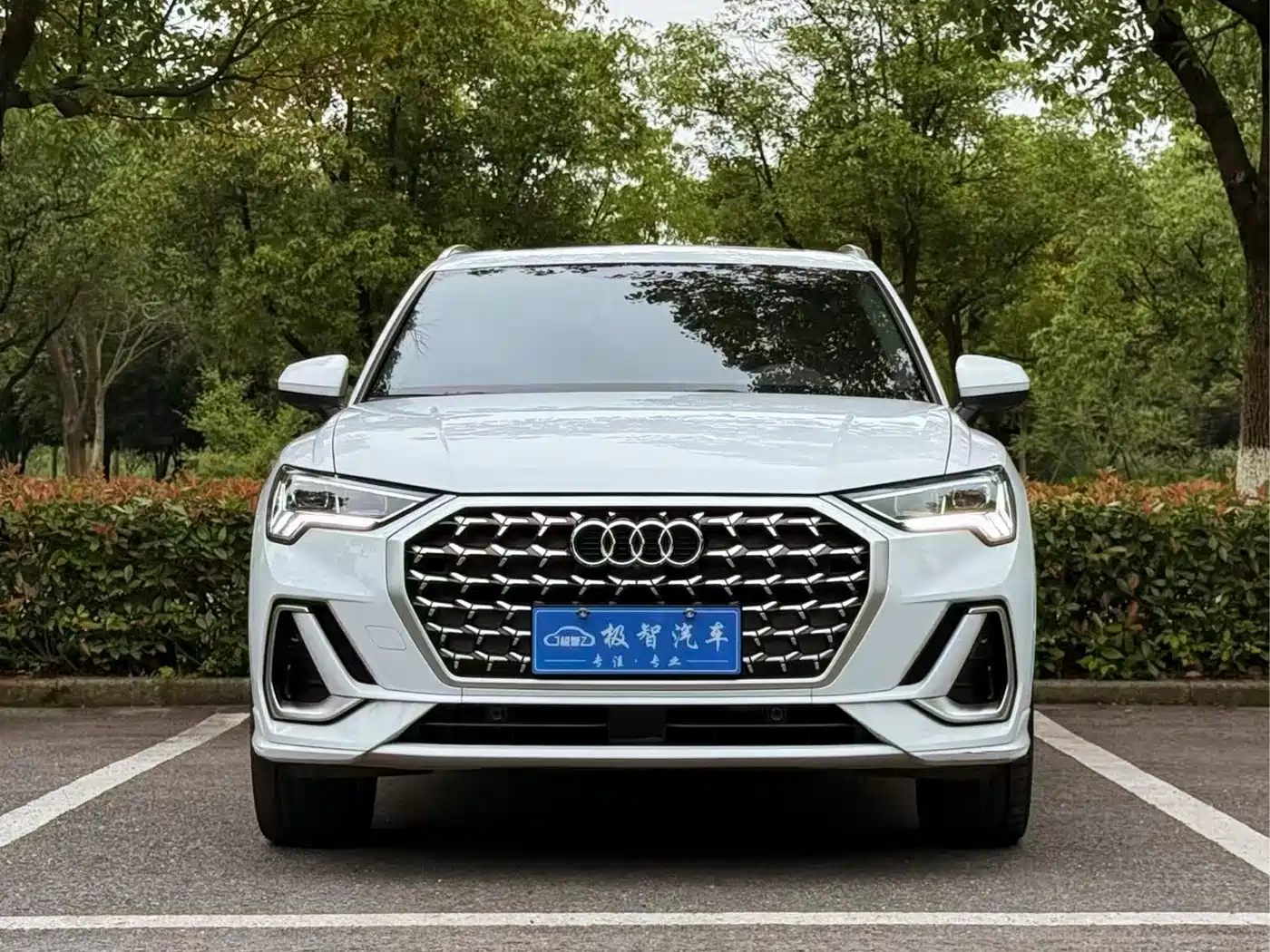 Audi Q3 2024 40 TFSI Fashion Sport фото 2