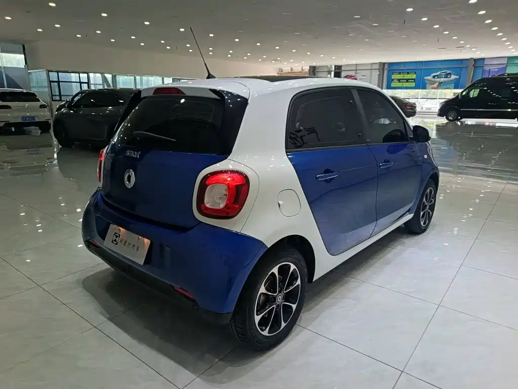 smart forfour 2018 2016 1.0L 52kW Passion Edition